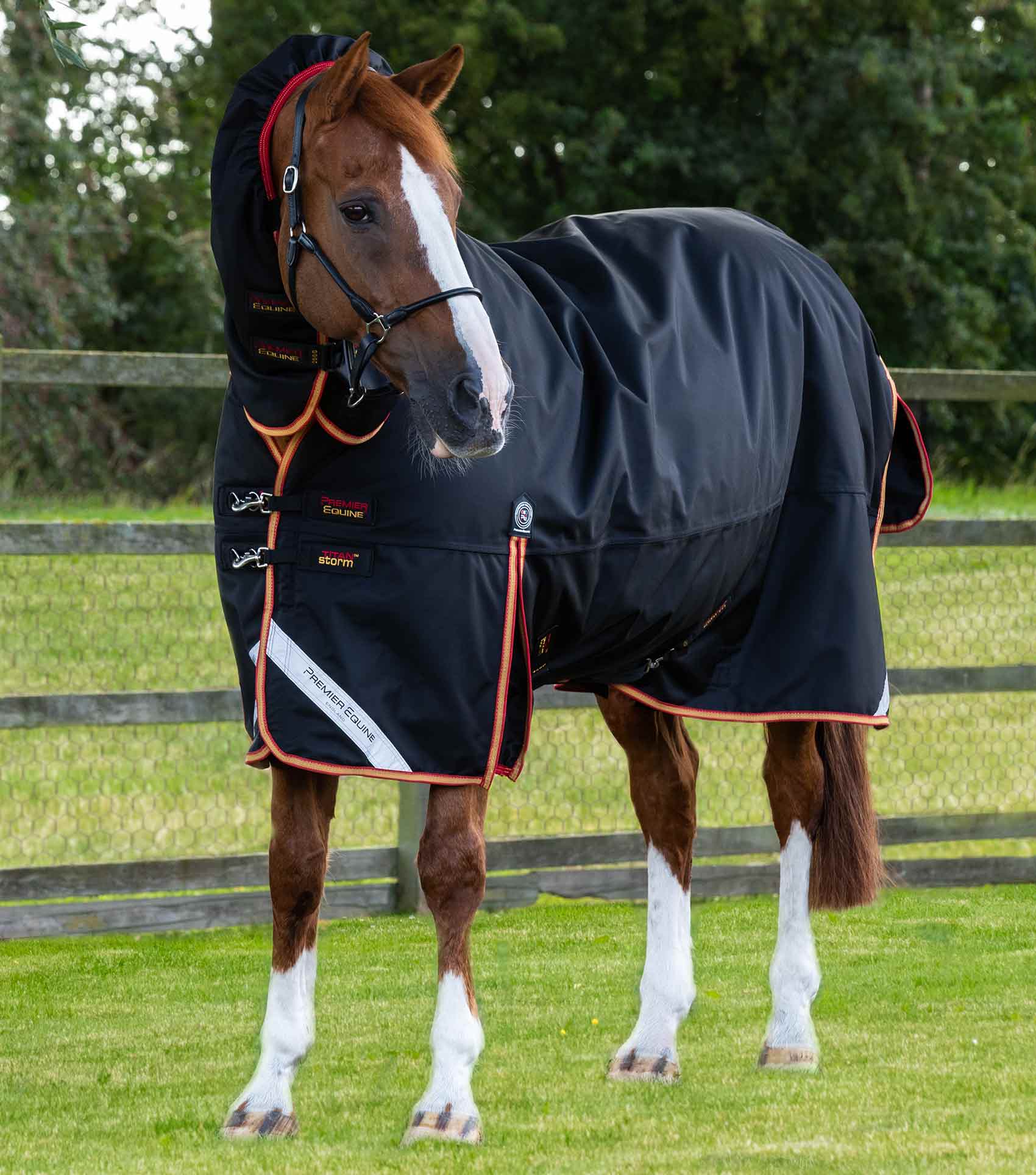 Titan Storm 450g Snug-Fit Combo Rug Black
