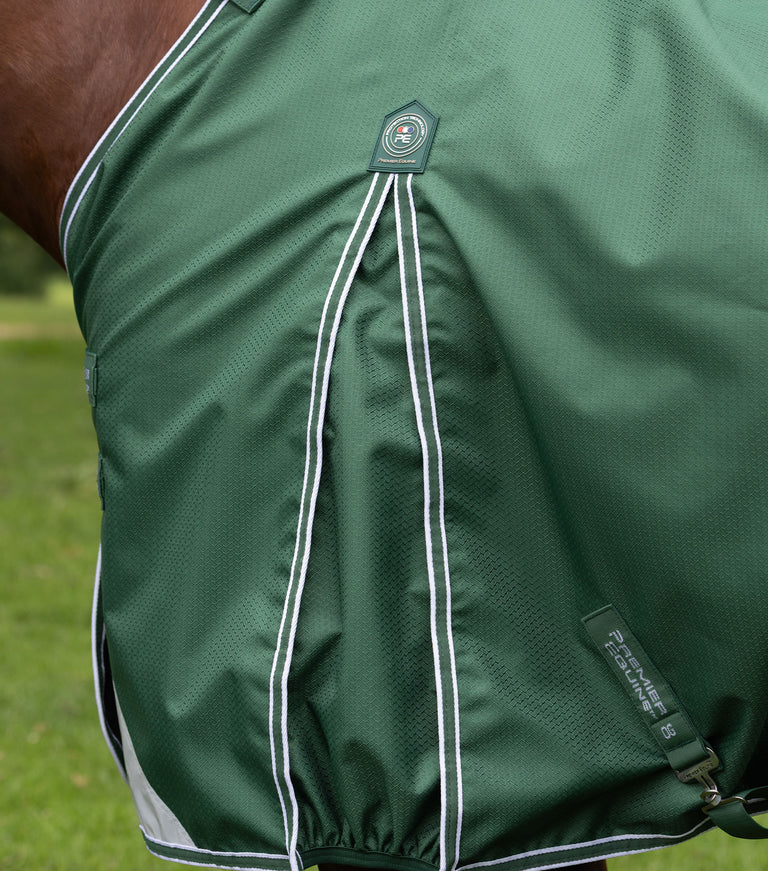 Akoni 0g Turnout Rug with Classic Neck Cover