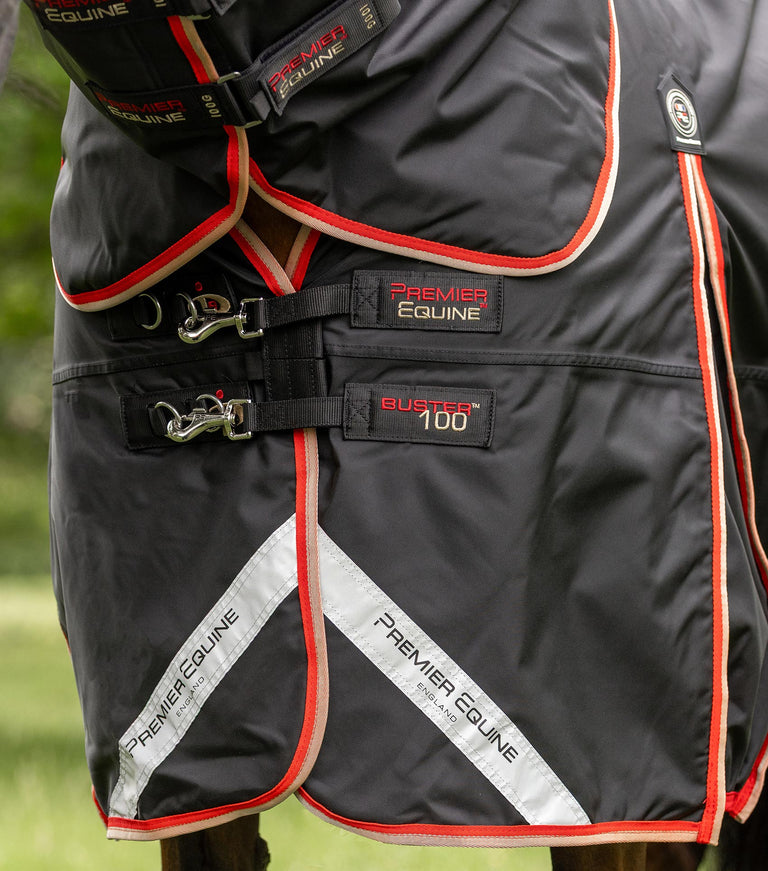 Buster 100g Turnout Rug with Snug-Fit Neck Cover