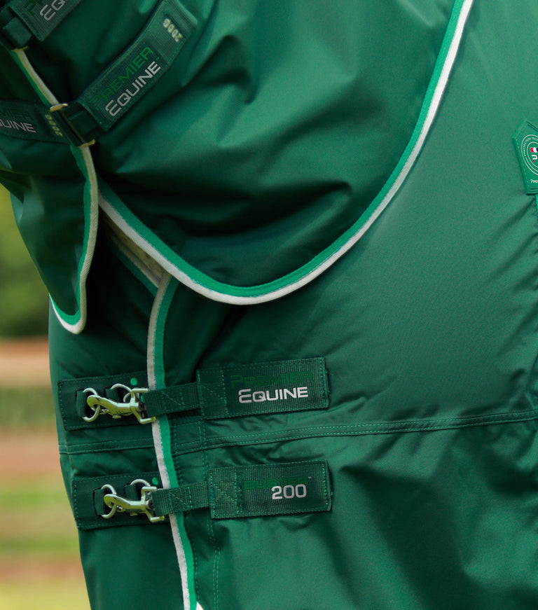 Buster 200g Turnout Rug with Snug-Fit Neck Cover