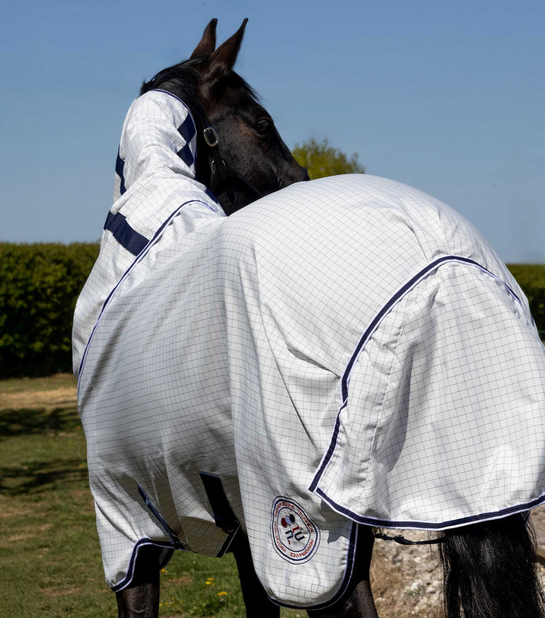 Cotone Stable Sheet with neck cover