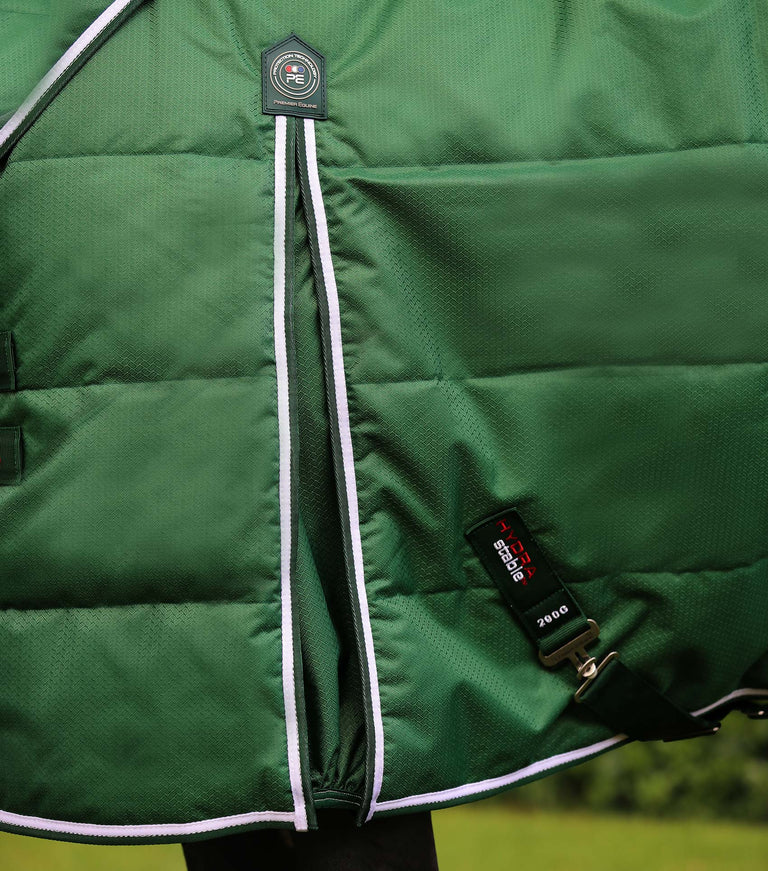 Hydra 200g Stable Rug with Neck Cover