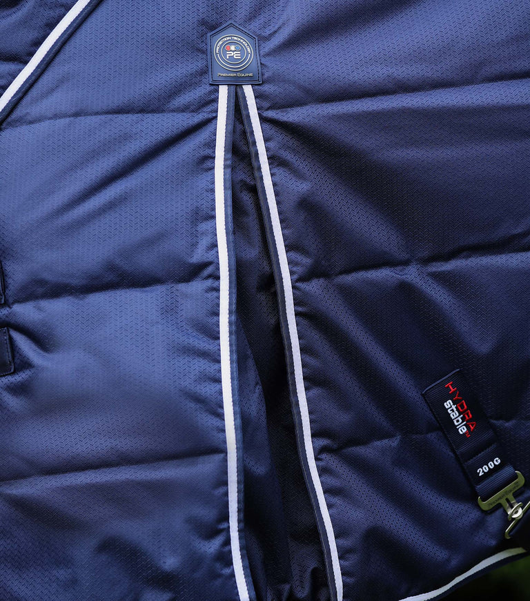 Hydra 200g Stable Rug with Neck Cover