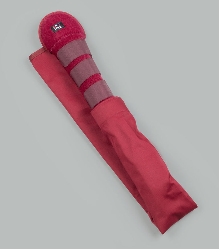 Padded Horse Tail Guard with Tail Bag