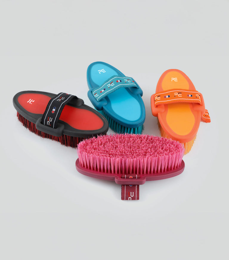 Soft-Touch Body Brush