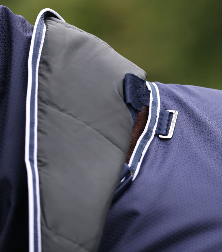Stratus 600 Series 200 Turnout Rug