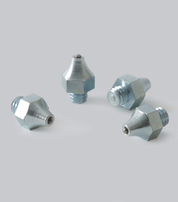 Studs pointed for varying ground and jumping (Set of 4)