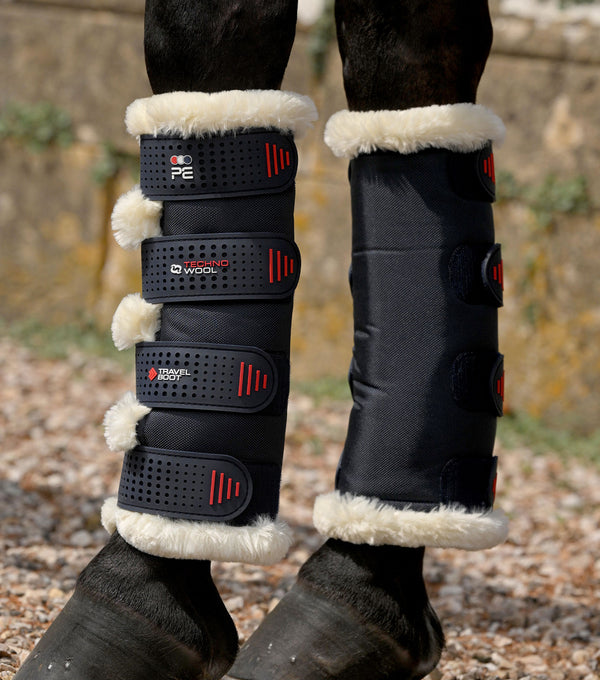 Techno wool travel boots