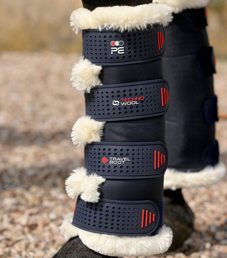 Techno wool travel boots