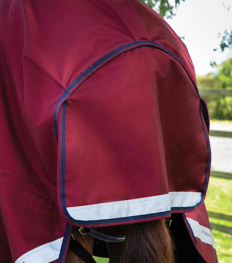 Titan 50g Turnout Rug with Classic Neck Cover