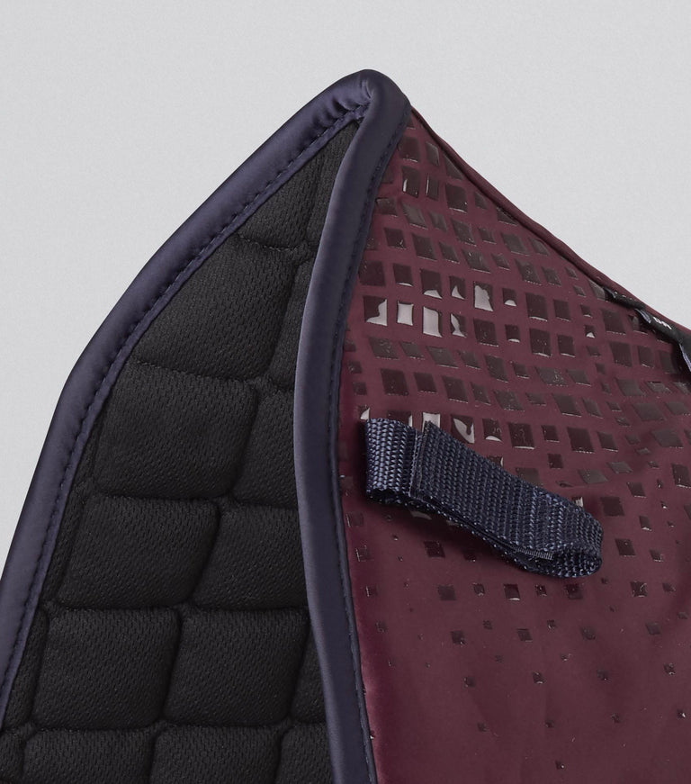 Armada Close Contact Dressage Square