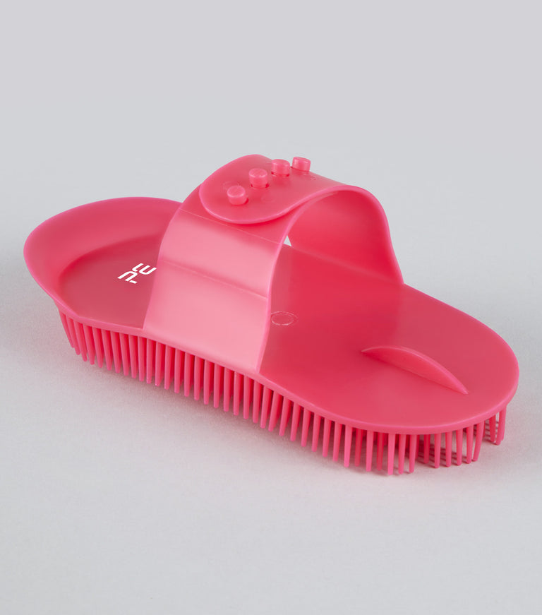 Pro Iron Gear Horse Grooming Brushes Set – Massage Brush & Curry Comb – Plastic, 3-Piece Kit