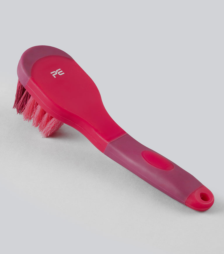 Soft-Touch Bucket Brush