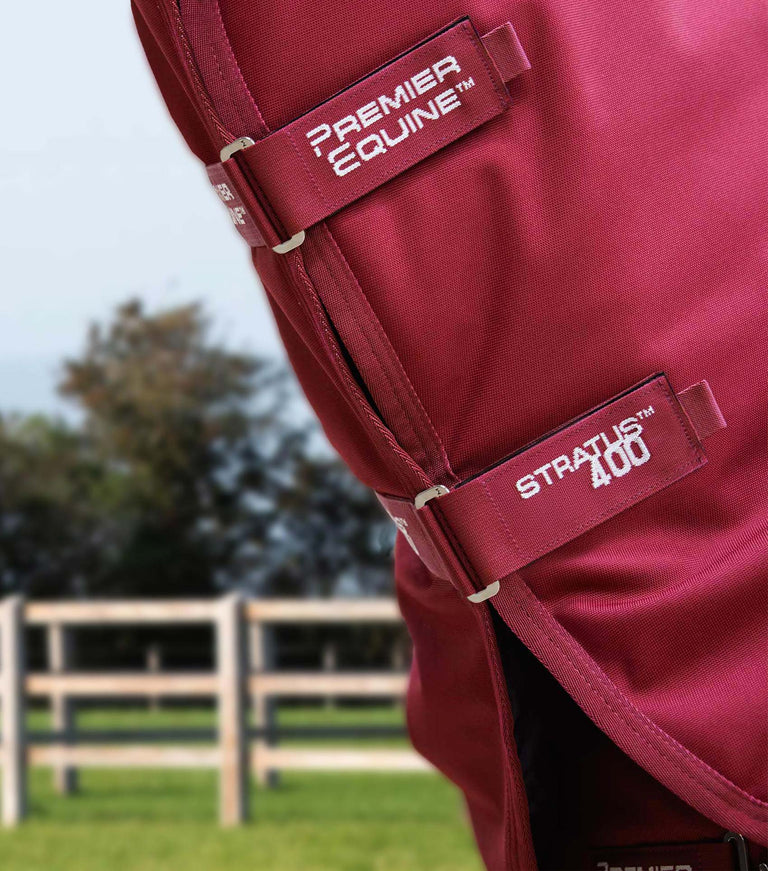 Stratus 1200 Series 400g Turnout Rug with Classic Neck Cover