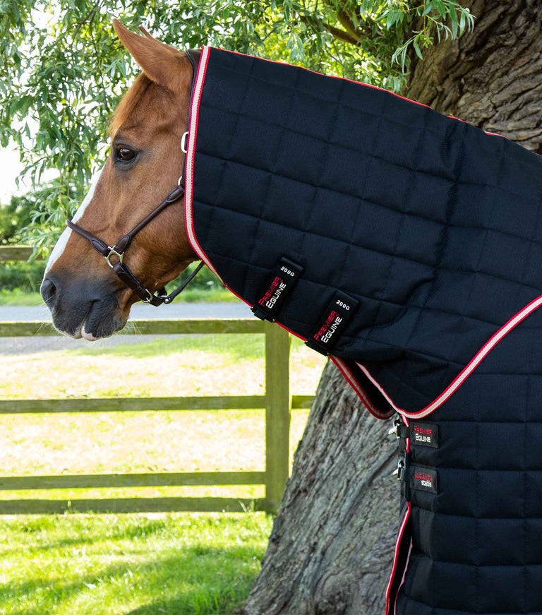 Lucanta 450g Stable Rug with Neck Cover