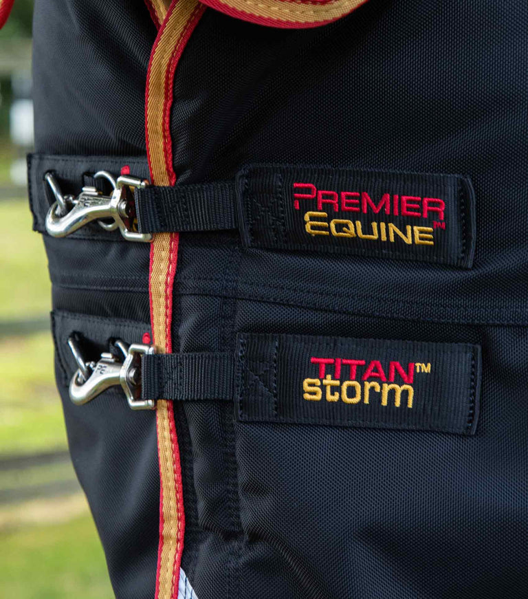 Titan Storm 450g Combo Turnout Rug with Snug-Fit Neck