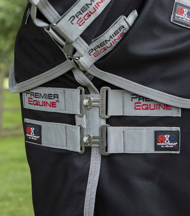 Magni-Teque Magnetic Horse Rug with Neck Cover